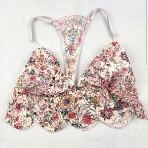 Victoria's Secret Lacey racerback unpadded bralette Size Medium
